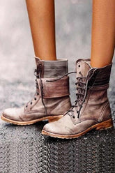Botas Martin con cordones estilo borceguí